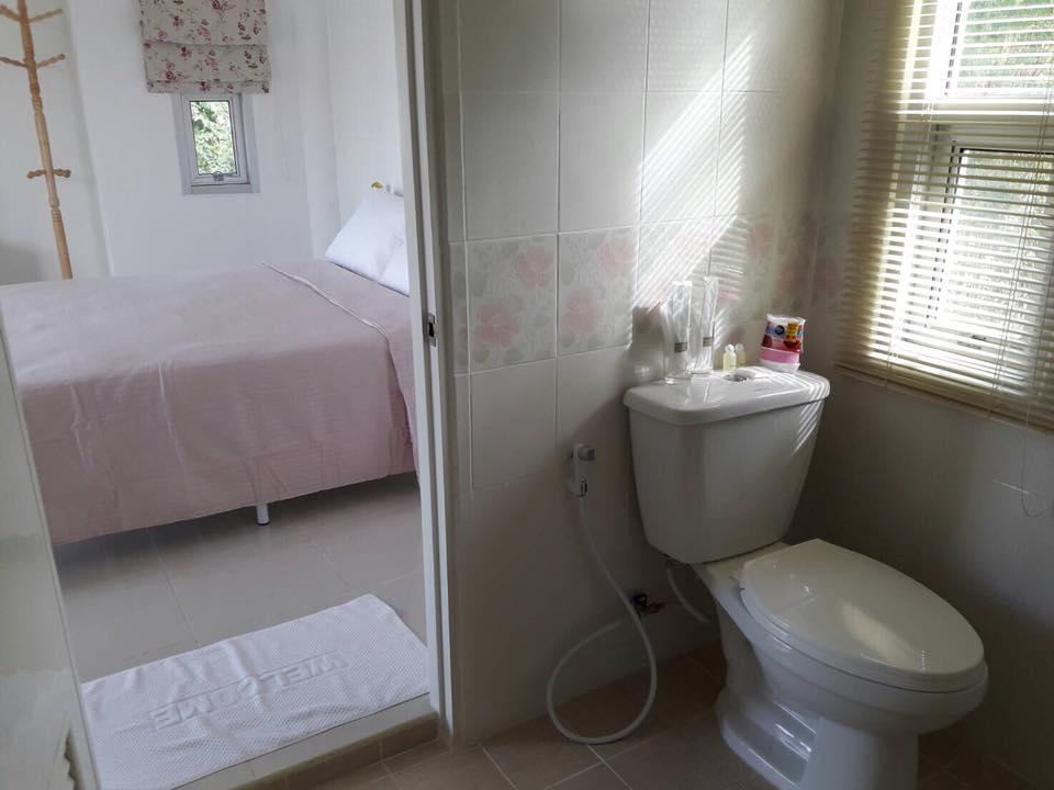 Baan Suan Geb Tawan Hotel Lop Buri Exterior foto