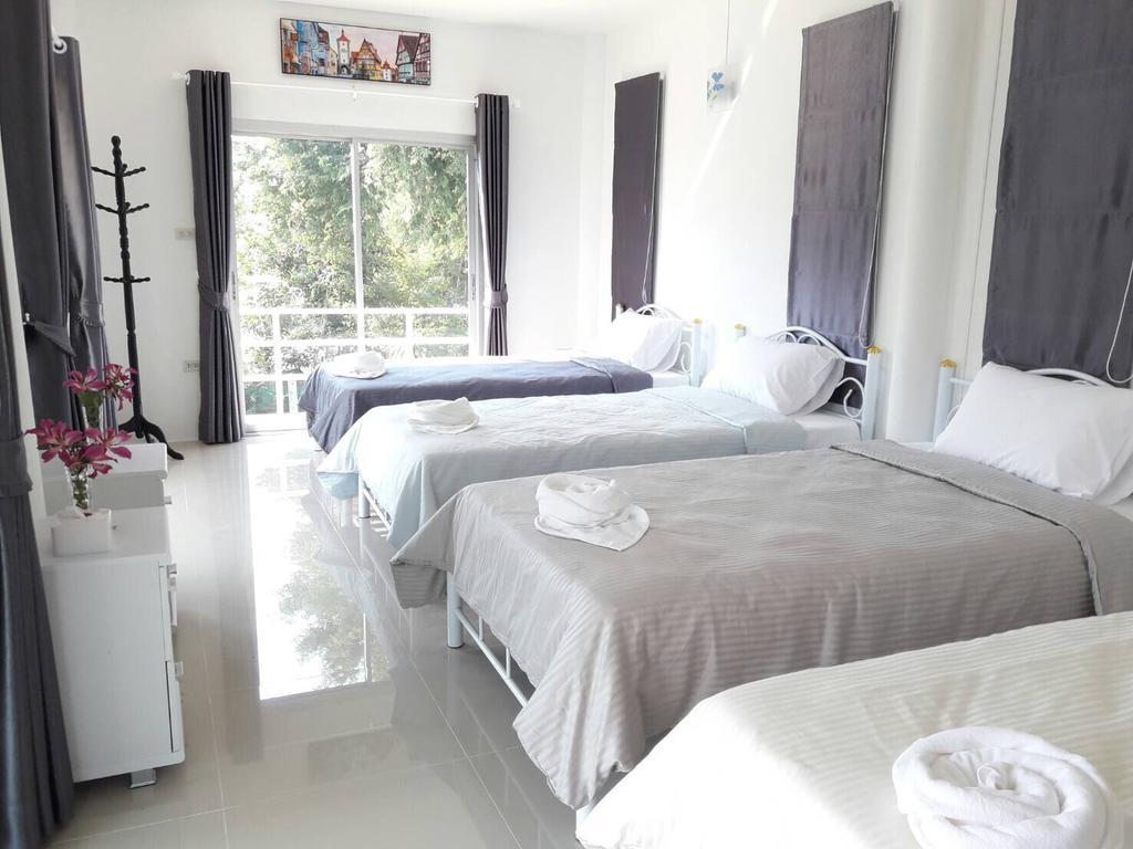 Baan Suan Geb Tawan Hotel Lop Buri Exterior foto